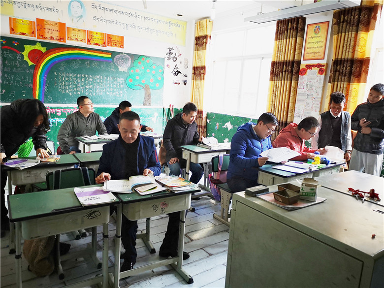 送温暖，献爱心——四川太阳集团tyc33455走进甘孜·色达